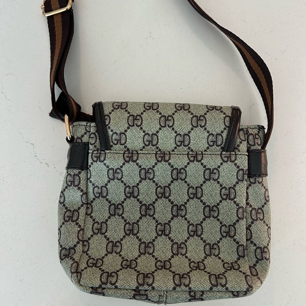 Crossbody Bag with Green-Red Stripe - Picture 3 of 4